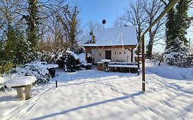 Behagliches Haus mit Kamin und Wärmepumpe